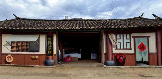 网红刘小备:从职业墙绘师到创业当老板(图5) 网红刘小备:从职业墙绘师到创业当老板(图5)