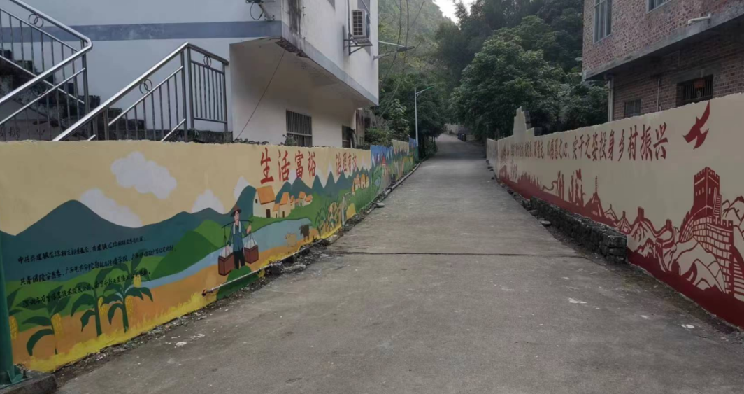 隆安:携手共绘文化墙 画出乡村振兴新气象(图3) 隆安:携手共绘文化墙 画出乡村振兴新气象(图3)