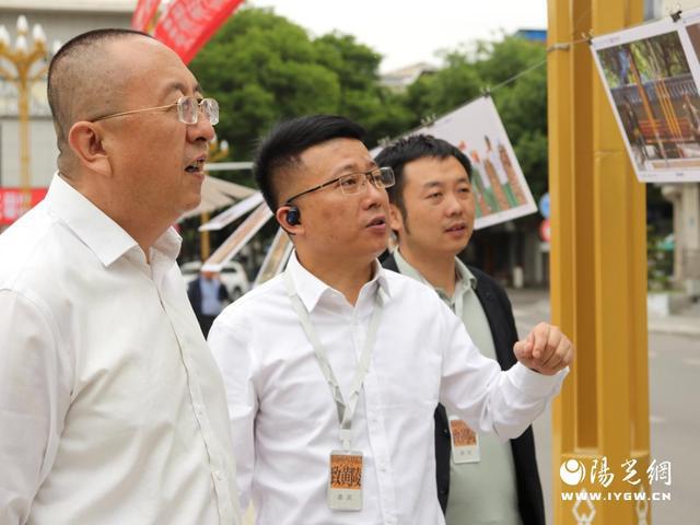 西安美术学院“版画再基层”第二季致黄陵暨高校研学黄陵作品展览活动成功举办(图4) 西安美术学院“版画再基层”第二季致黄陵暨高校研学黄陵作品展览活动成功举办(图4)
