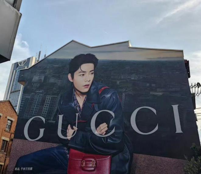 跨越国界的艺术宣言：肖战与全球街头艺术的璀璨交响(图3)