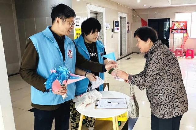 从合资企业到社区工作他用 “善治力” 架起社区连心桥(图5) 从合资企业到社区工作他用 “善治力” 架起社区连心桥(图5)