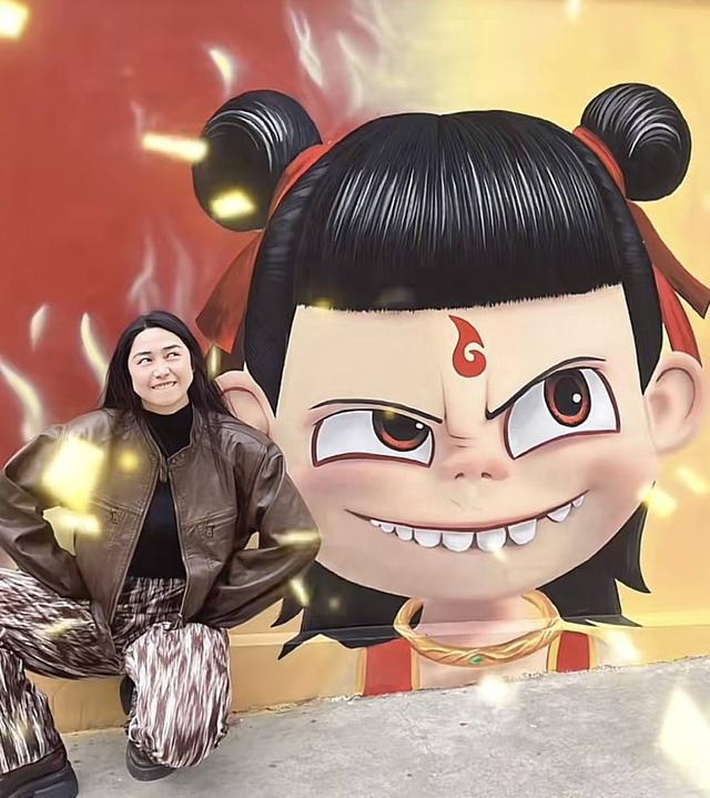 四川攀枝花哪吒系列主题墙绘走红 创作者有“90后”墙绘师还有8岁小学生(图4) 四川攀枝花哪吒系列主题墙绘走红 创作者有“90后”墙绘师还有8岁小学生(图4)