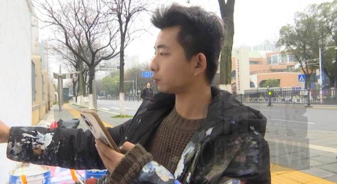 这位江西小伙 因“哪吒”墙绘走红(图2) 这位江西小伙 因“哪吒”墙绘走红(图2)